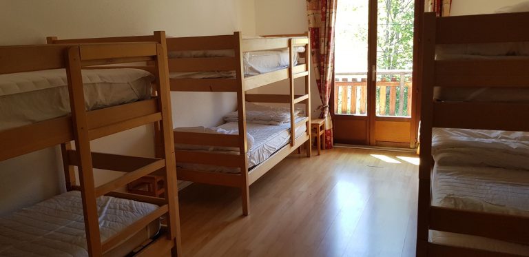 Room 2 bunk bed and 1 simple bed