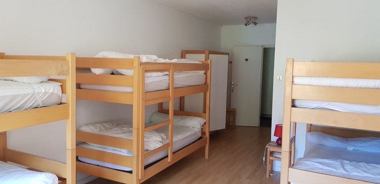 Room 2 bunk bed and 1 simple bed up to 6 sleeps